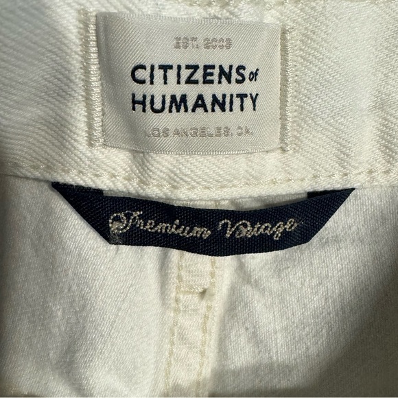 Camilla white frayed hem short size 23. NWT - Picture 4 of 5